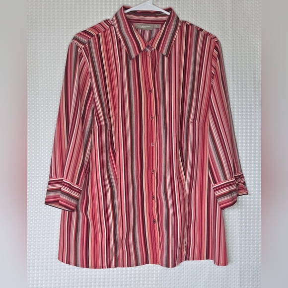 Striped Blouse Womens 1X Button Front Top Business Casual Chic Work - Picture 2 of 9